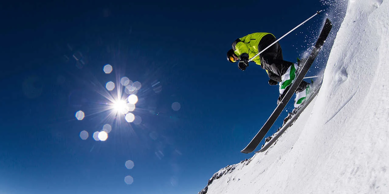 Skifahrer in der Skiwelt am Wilden Kaiser